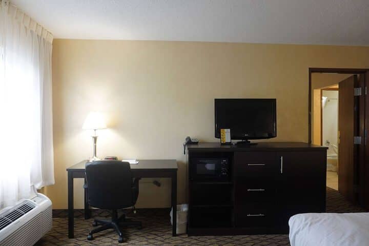 Room 21 of 56