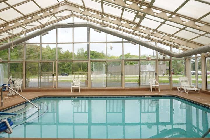 Pool 32 of 56